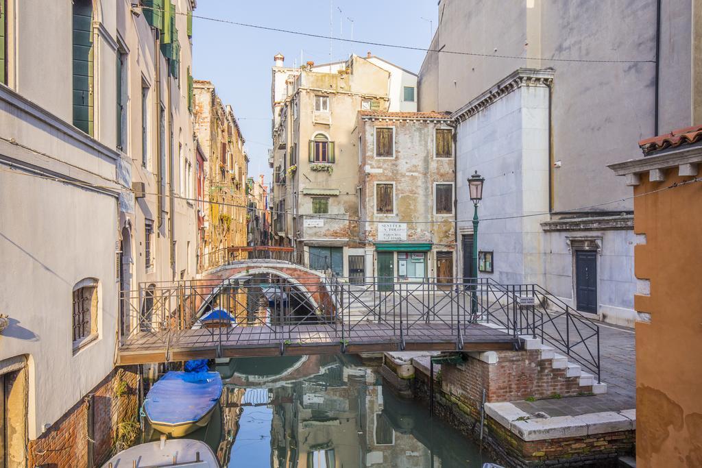 Corte Realdi Suites Venezia ภายนอก รูปภาพ