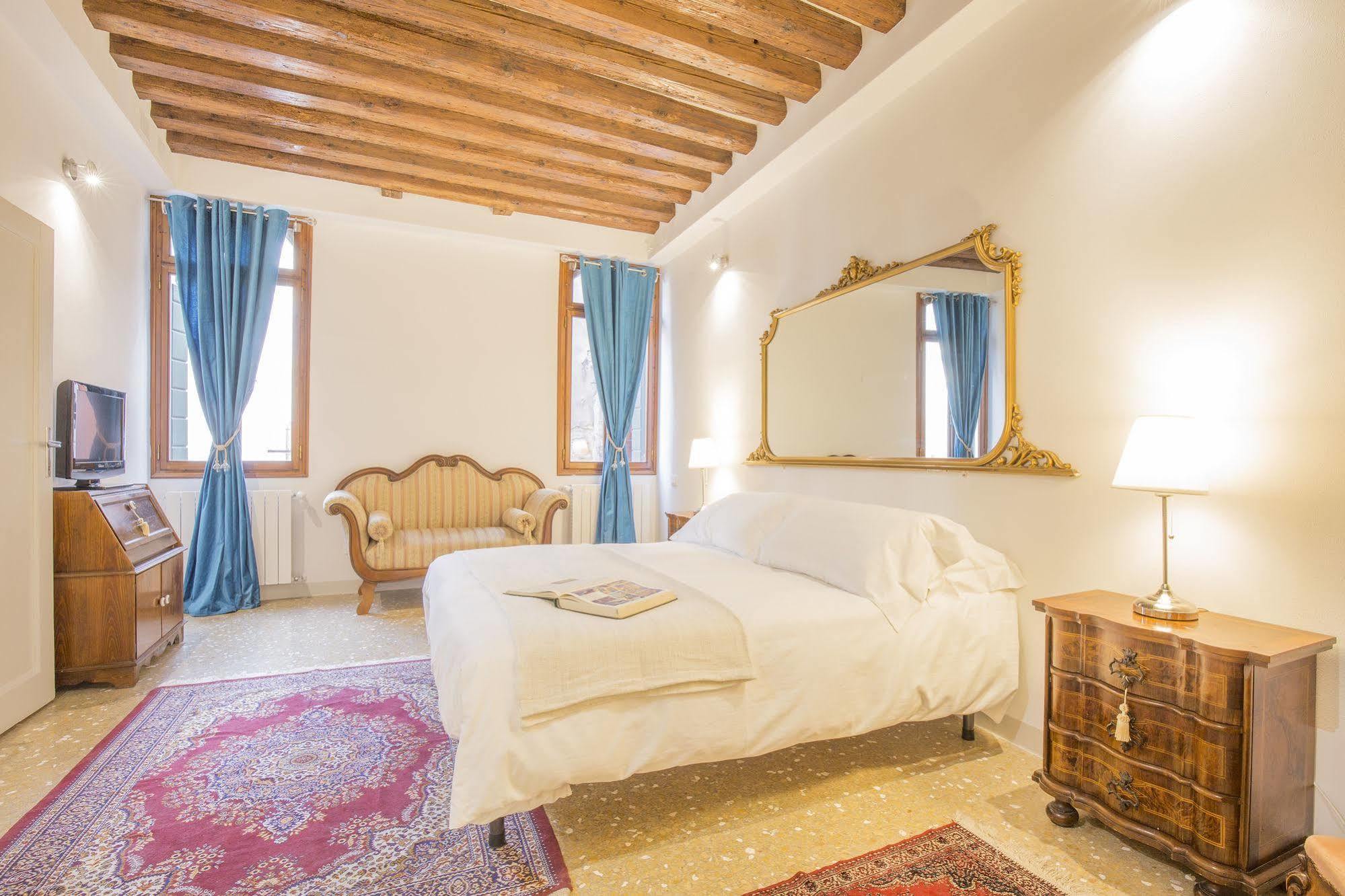 Corte Realdi Suites Venezia ภายนอก รูปภาพ
