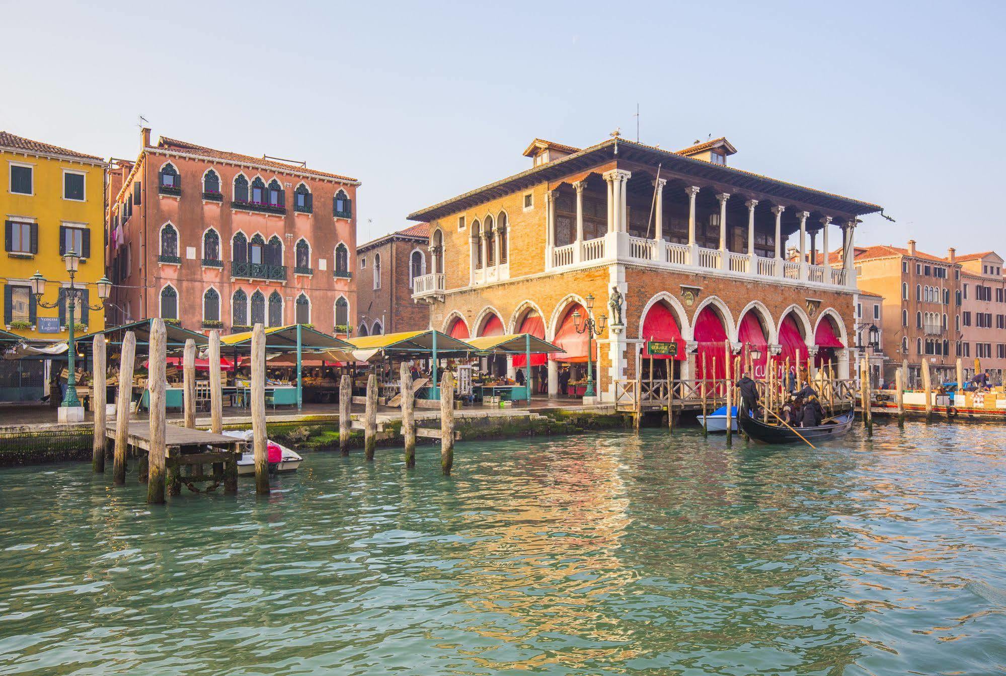 Corte Realdi Suites Venezia ภายนอก รูปภาพ